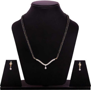Shimti Alloy Gold-plated Gold, Black, White Jewellery Set (Pack of 1) – Black