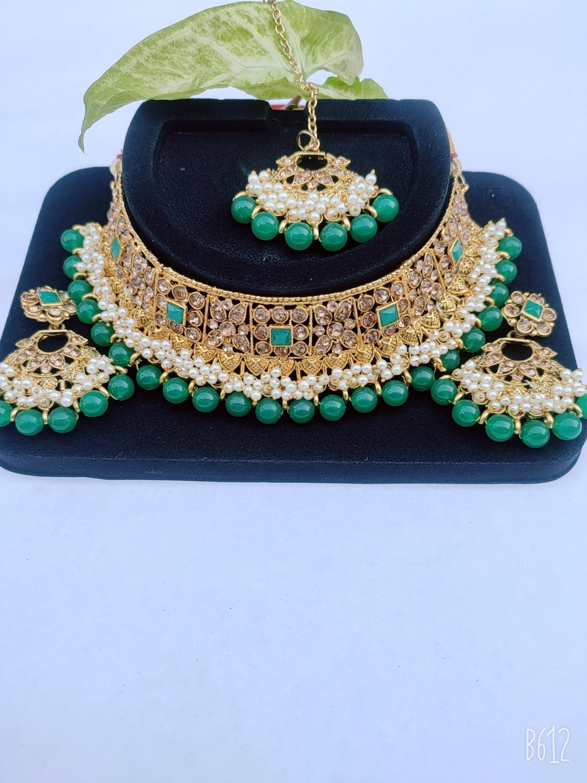 Shimti Alloy Jewel Set (Green, White) – Green, White