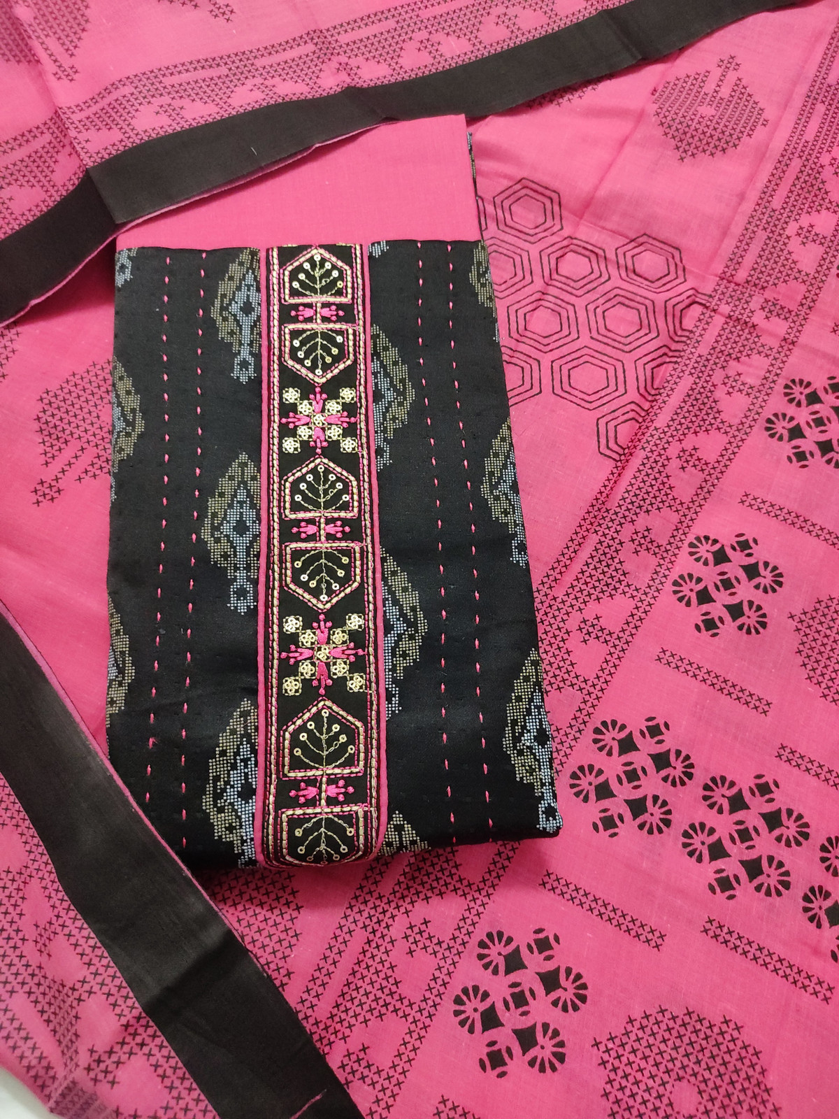Shimti Polycotton Embroidered Salwar Suit Material – Black & Pink