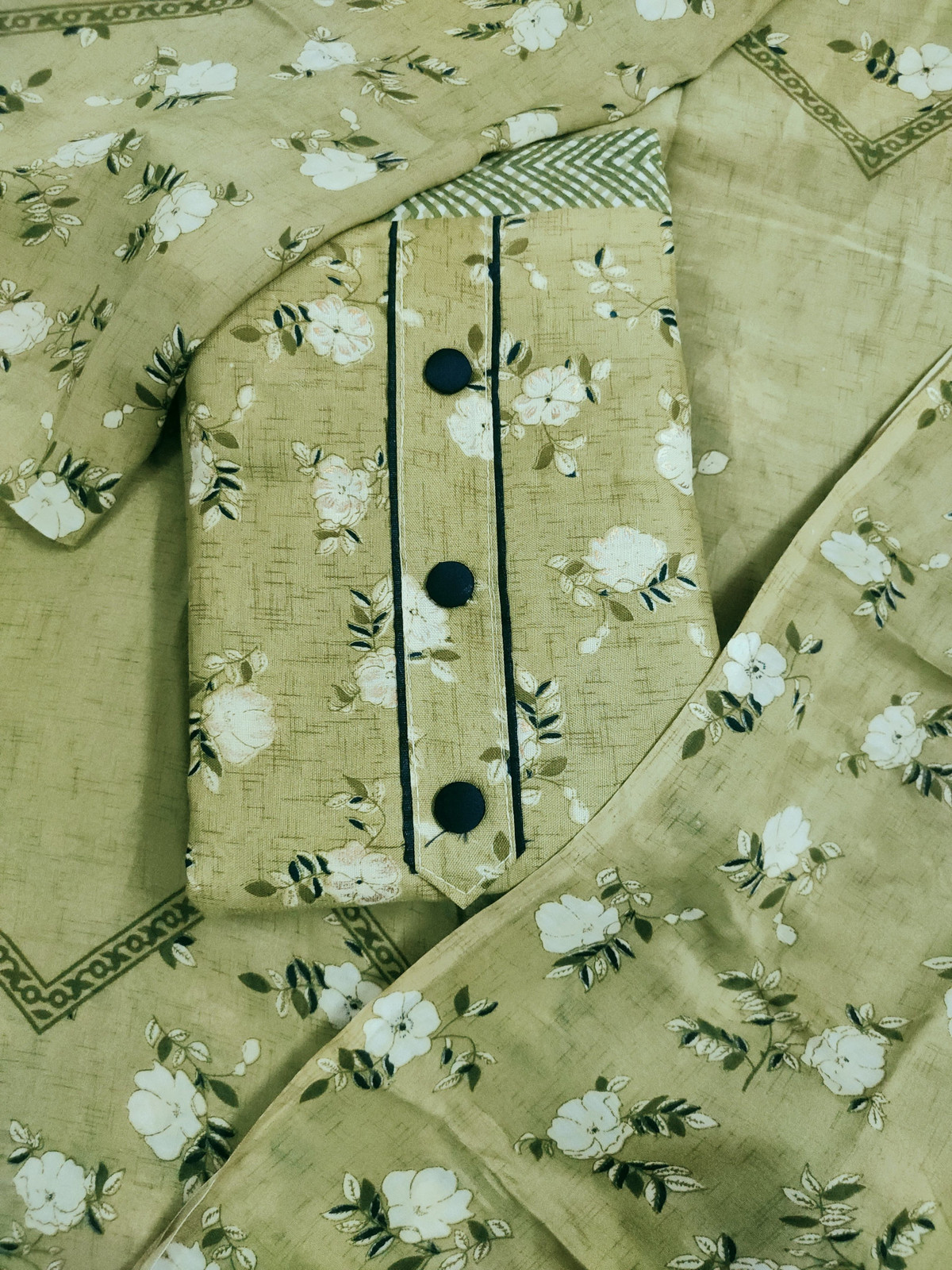 Shimti Polycotton Printed Salwar Suit Material () – Green