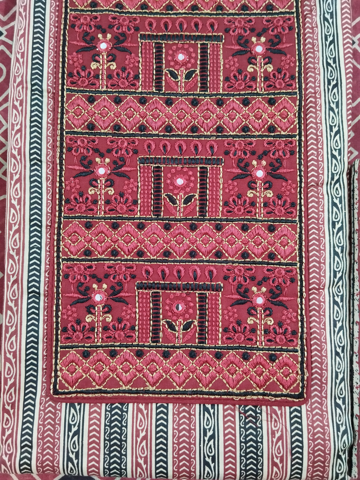 Shimti Pure Cotton Embroidered, Printed Salwar Suit Material – Red – view 3