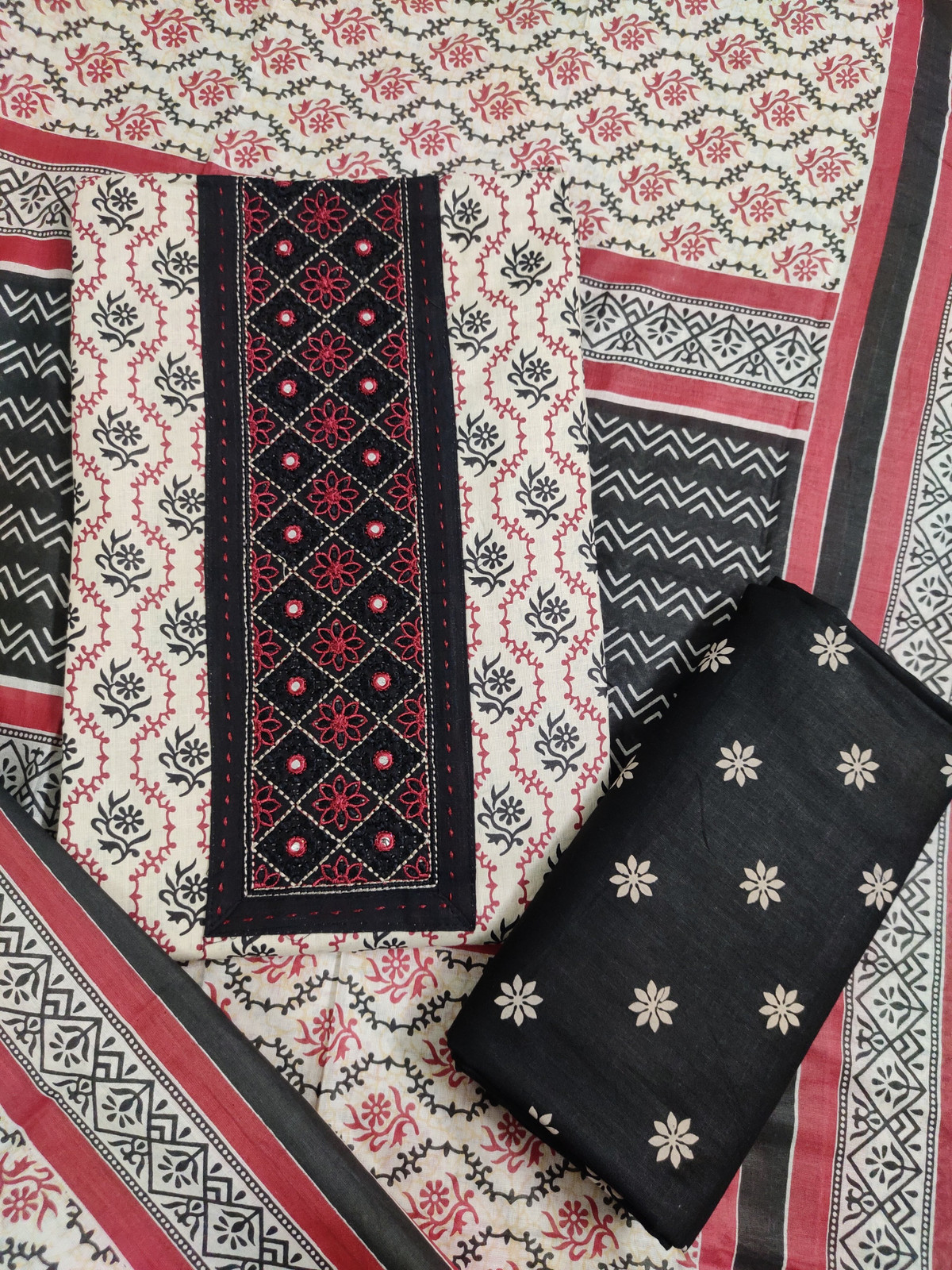 Shimti Pure Cotton Embroidered Salwar Suit Material () – Black & Beige – view 2