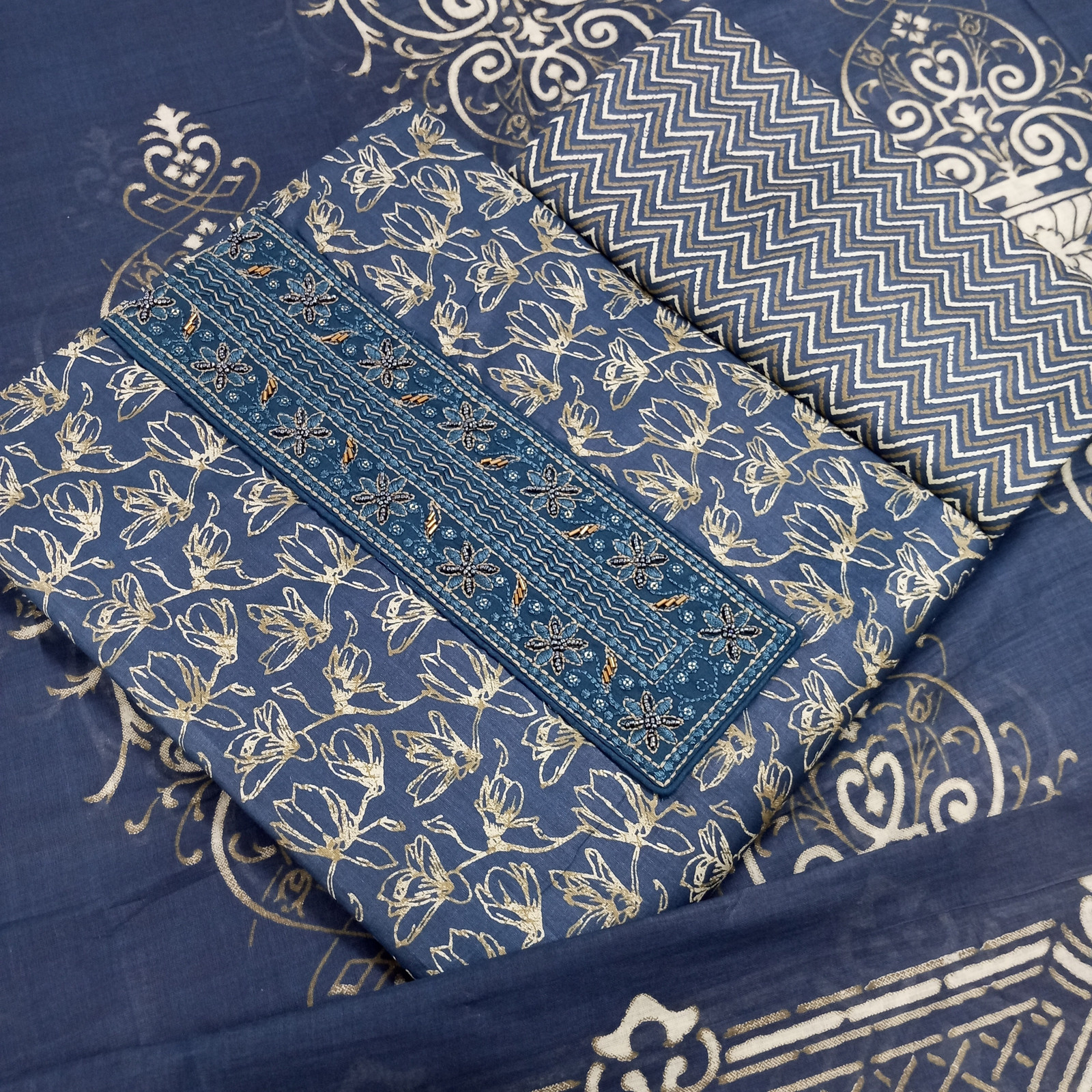 Shimti Pure Cotton Embroidered Salwar Suit Material () – Blue