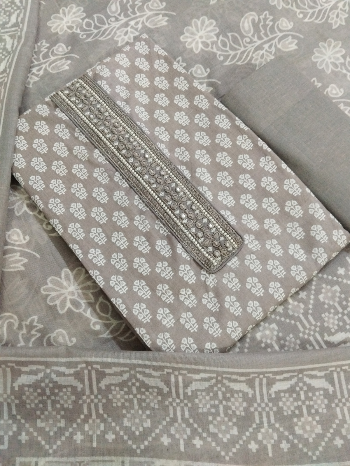 Shimti Pure Cotton Embroidered Salwar Suit Material () – Grey – view 2