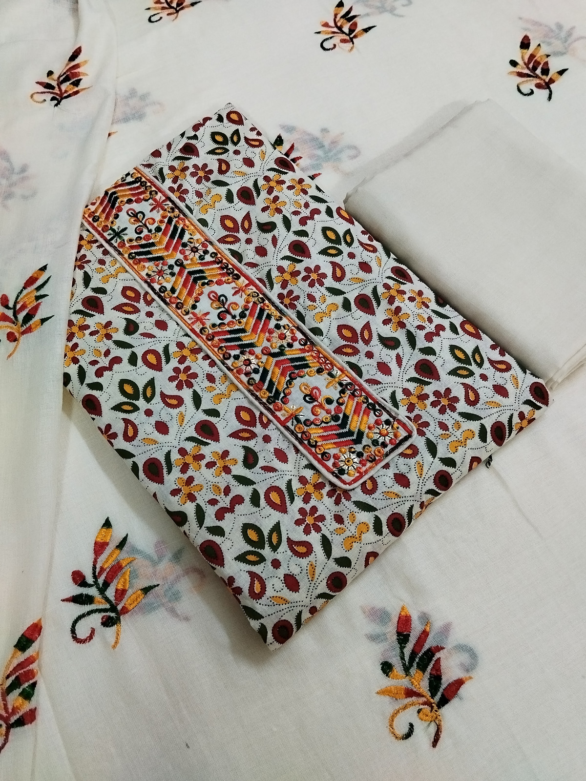 Shimti Pure Cotton Embroidered Salwar Suit Material () – Multicolor – view 3