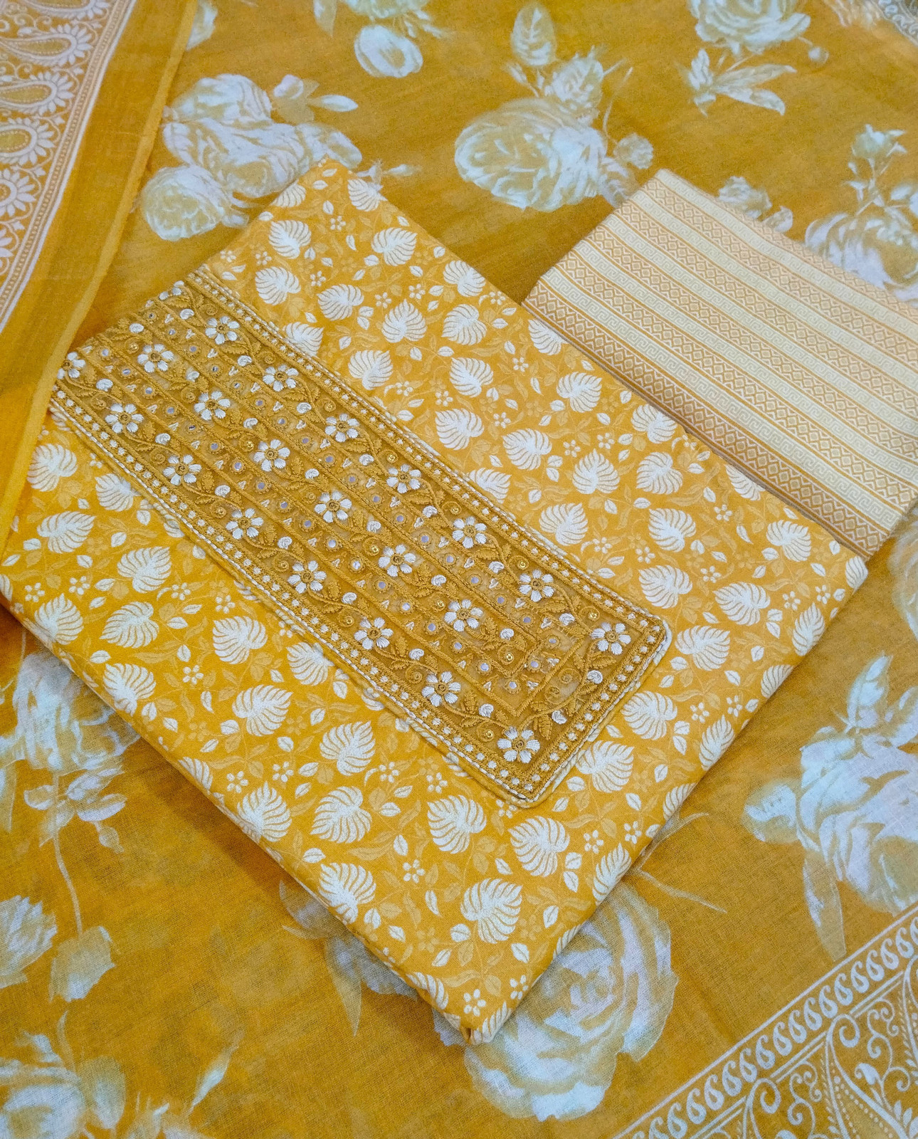 Shimti Pure Cotton Printed Salwar Suit Material () – Yellow – view 2