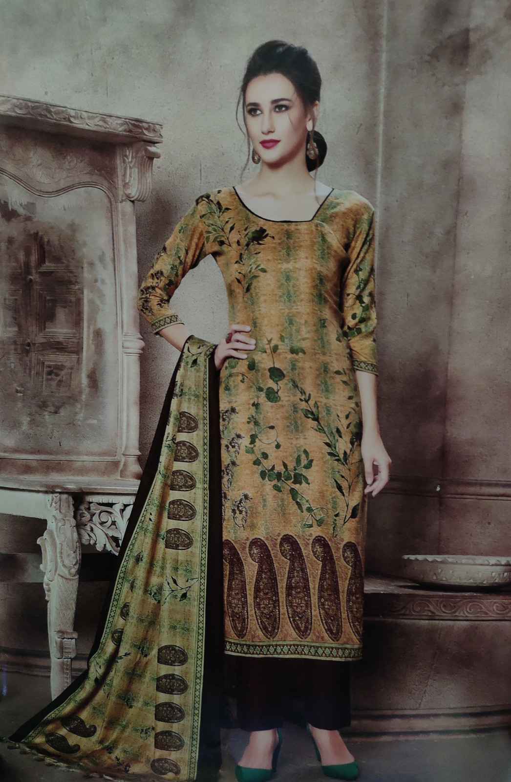 Shimti Wool Printed Salwar Suit Material () – Multicolor – view 2